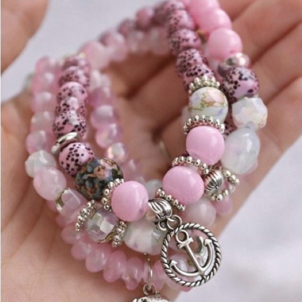 Charming Pink Bohemian Beaded Bracelet Set with Silver Accents